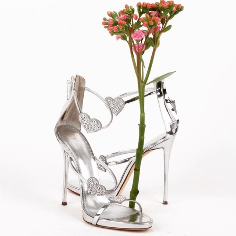 🤍giuseppe zanotti NEW Swarovski crystal silver heart heels - Picture 9 of 11